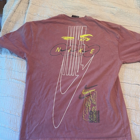 Nike Men's Short Sleeve Tee - Picture 5 of 5